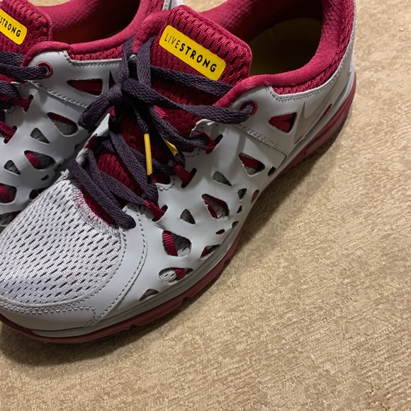 NIKE Women’s Dual Fusion Run 2 Livestrong Gray Running Shoes Sz 8, 599181-002 - Picture 3 of 8